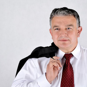 Dariusz Chmura - burmistrz w: Wołów