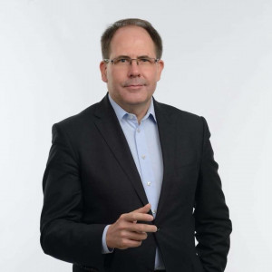 Jacek Brzezinka - radny w: Bytom