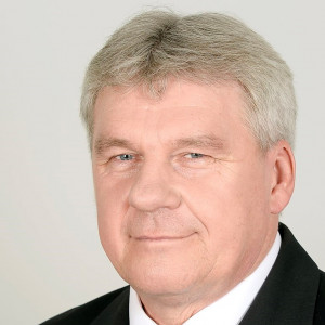 Robert Mamątow - informacje o senatorze 2019