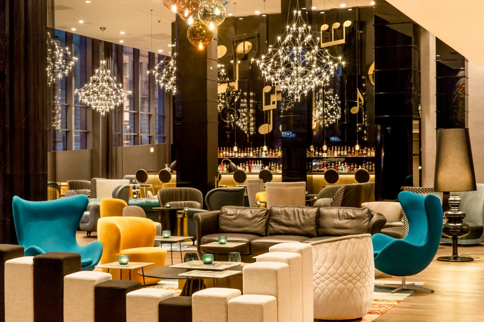 Motel One Warszawa-Chopin (Strabag Real Estate/ AGK Architekci)