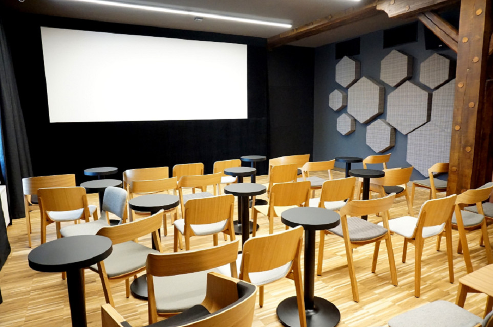 Kino Muza w Poznaniu (Estrada Poznańska/ Toya Design)