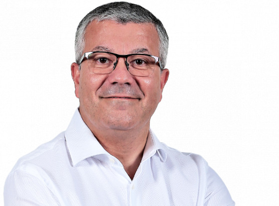 Tareck Ouaibi - dyrektor operacyjny, Carrefour Polska - sylwetka osoby z branży FMCG/handel/przemysł spożywczy