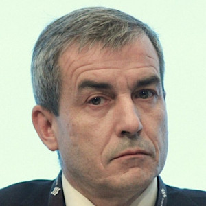 Marek Mazurek
