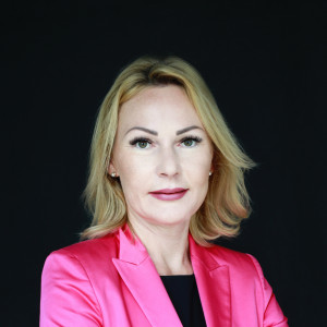 dr Katarzyna Kujawska-Skowrońska
