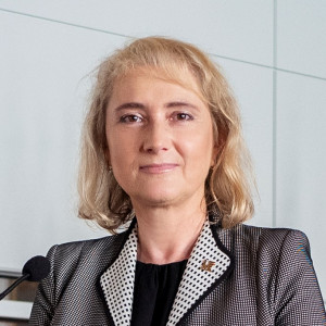 Anna Wypych-Gawrońska 