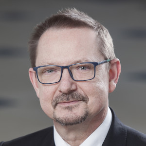 dr Jacek Krajewski