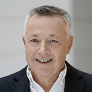  Robert Jacek Moritz