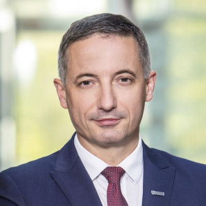  Piotr Kuczera