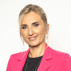  Monika Bryl