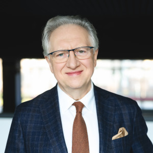  Andrzej Głowacki